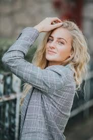 Bindi L.